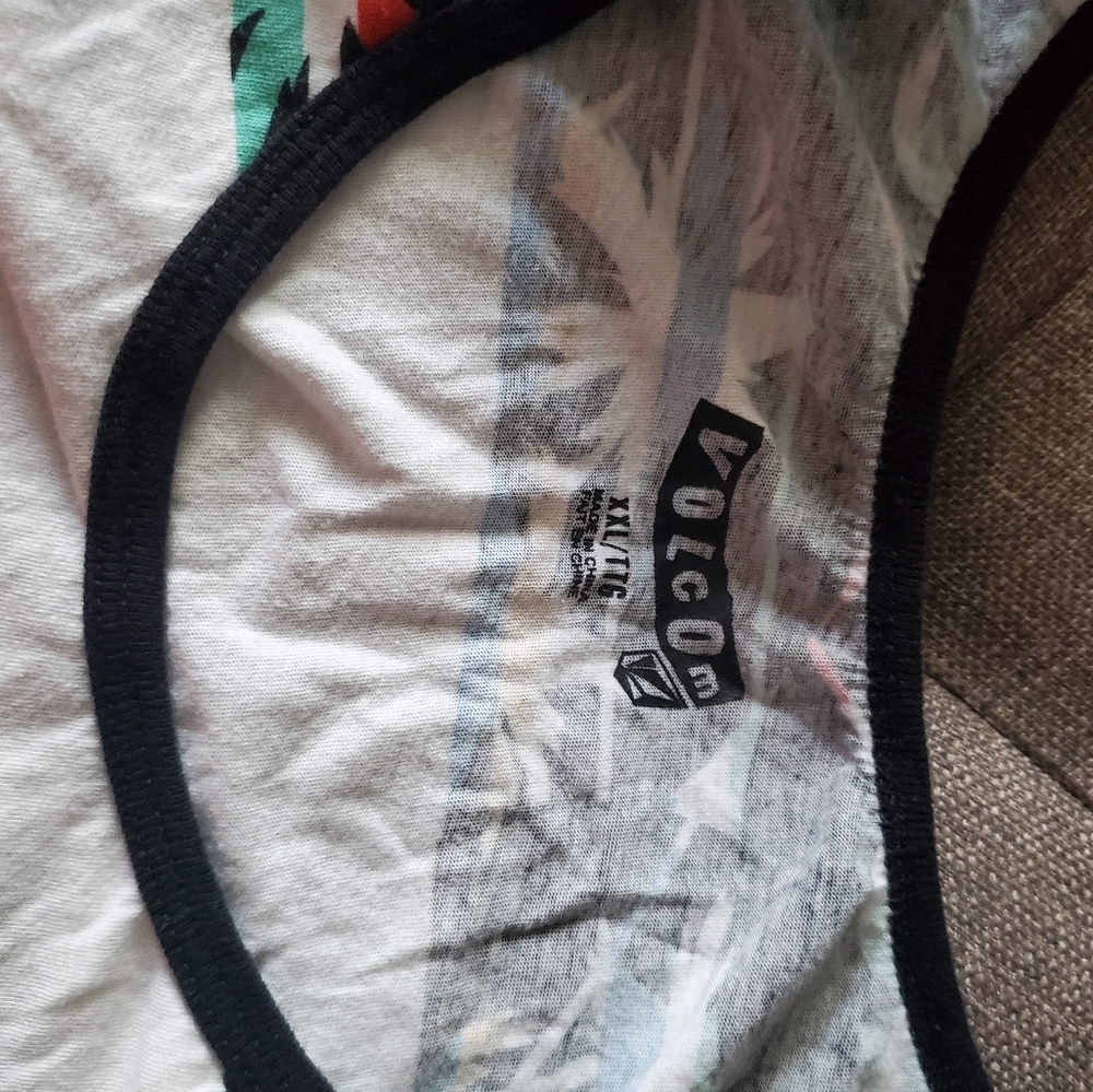 Volcom tank top